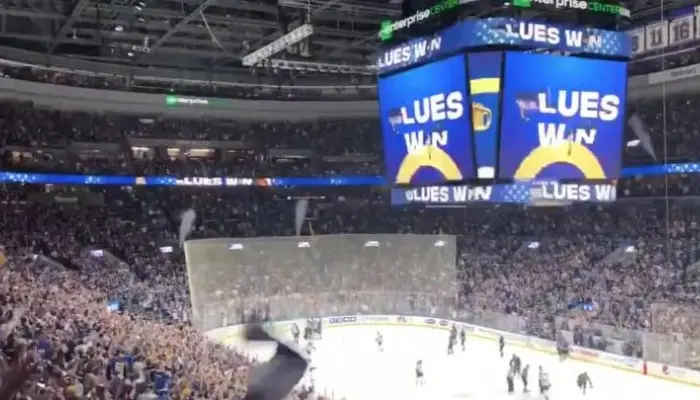 Did the Blues get the first final win at home?